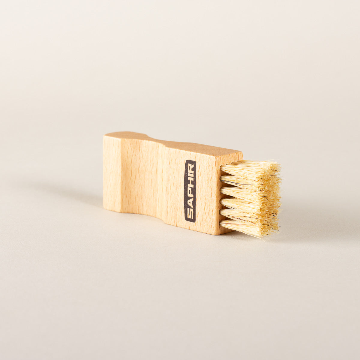 Saphir Pommadier polishing brush for edges