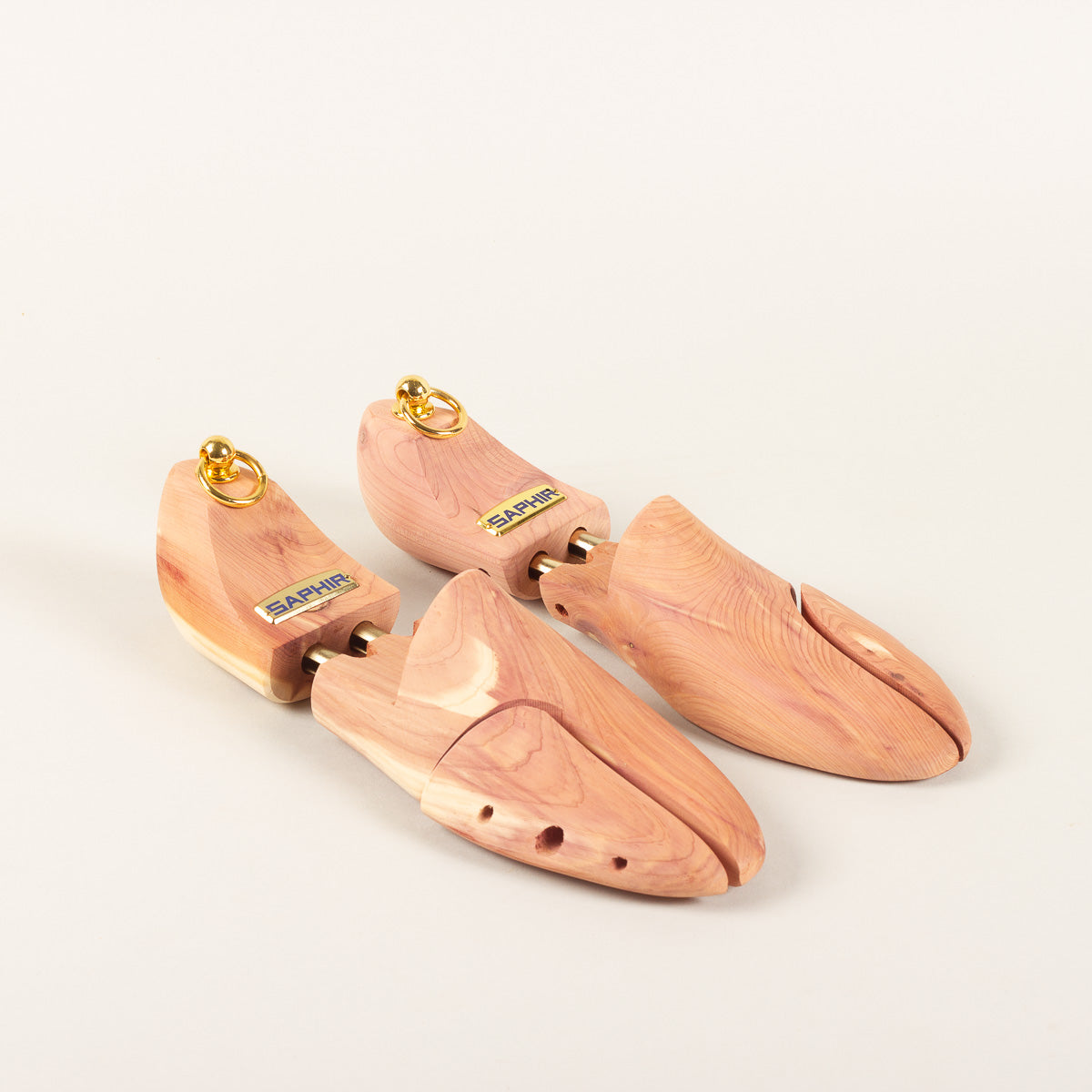 Saphir Cedarwood shoe trees